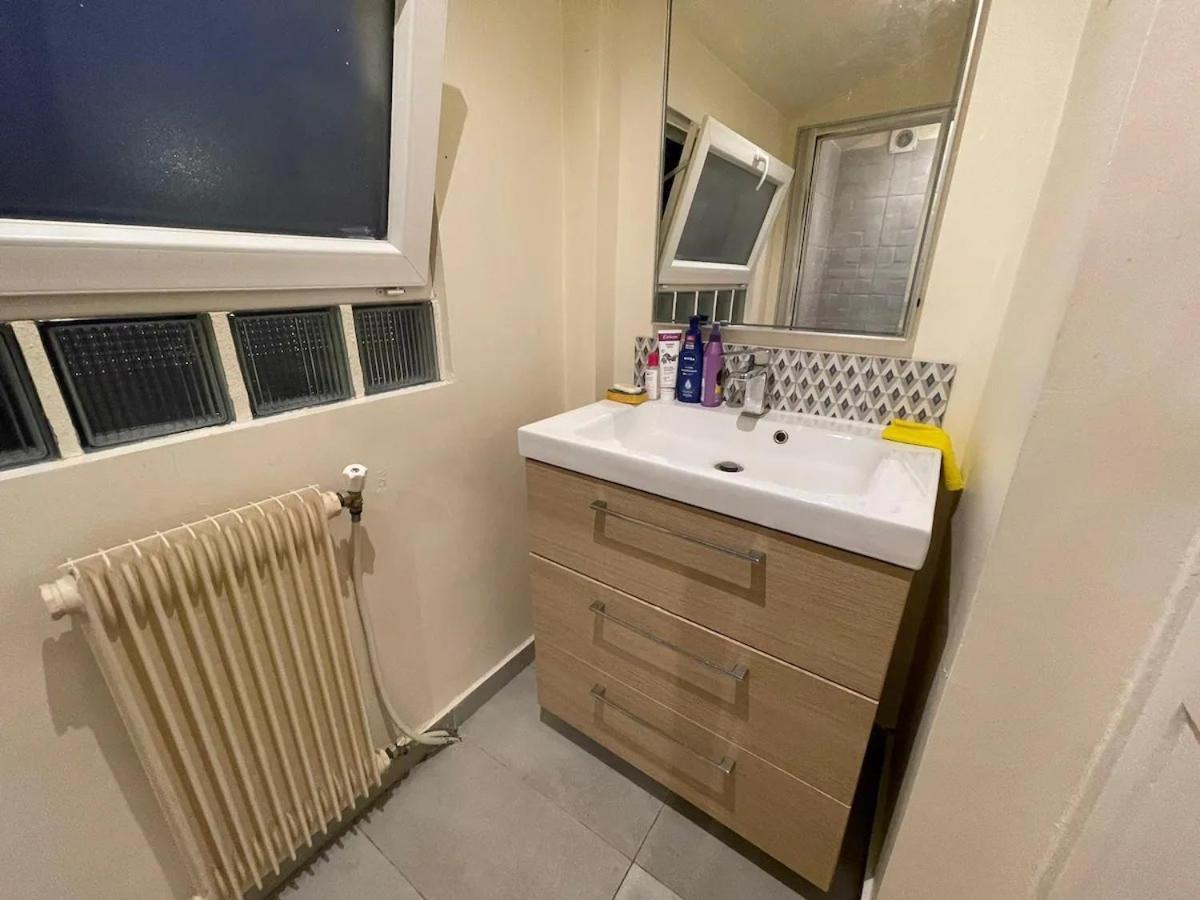 Chambre Dans Une Maison Partagee Неї-сюр-Марн Екстер'єр фото