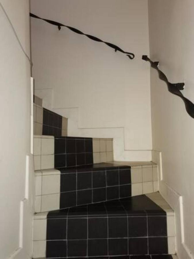 Chambre Dans Une Maison Partagee Неї-сюр-Марн Екстер'єр фото